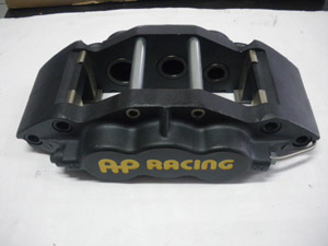 Etrier de frein AV 6 pistons = 968.00 HT (prix unitaire)