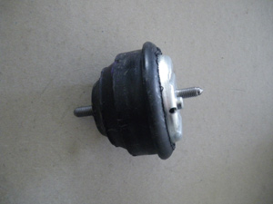 Silentblocs moteur origine - 2 x 81.09 = 162.18 HT