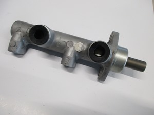 Maitre cylindre de remplacement - 385.00 € ht