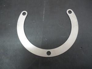 Fixation (fer à cheval) de crapotine sup AV - 2 x 15.00 = 30.00 HT