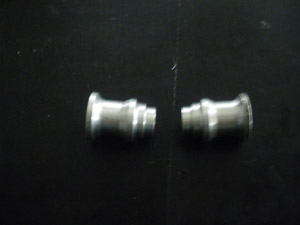 Double entretoise alu du bras AR de réglage (17 mm) bras / berceau = 4 x 16.50 = 66.00 HT