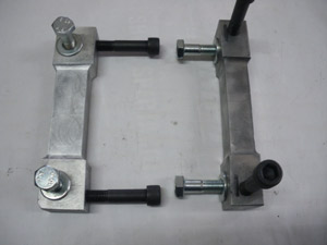 Support étrier AV 6P AP / fusée M S1 = 2 x 235.00 = 470.00 HT