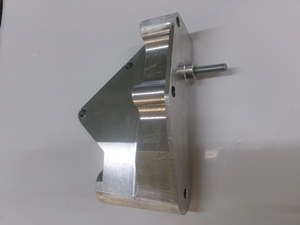 Support pompe de D.A alu renforcé (sans silentbloc) = 320 € ht