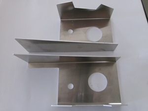 Support int de PC AV en alu ( droite ou gauche) - 38 € ht pièce