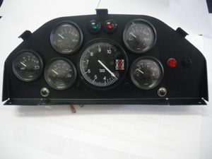 Tableau de bord complet : plaque support instrumentation Alu, manomètres, voyants à partir de 630.00 € HT