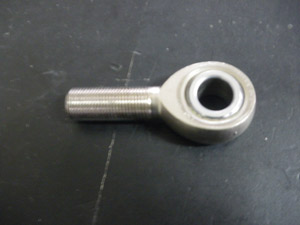 Rotule de train AR de bras 5/8 D = 3 rotules / côté x 2 soit 6 x 138.00 = 828.00 HT