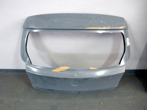 Hayon AR - 212.00 HT