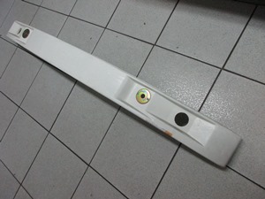 Traverse support de PC AV orig - 481.35 ht (PAS DE DISPO NI DELAI)