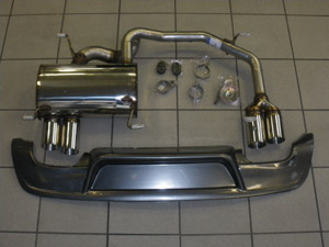 Kit complet 4 sorties avec jupe style carbone - 1589.72 € HT