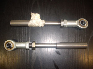Biellette de direction complètes avec rotules et écrous 2 x 119.98 HT - 239.96 HT 