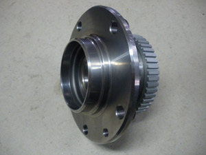 Moyeu de Roue AV origine - 725.28 HT