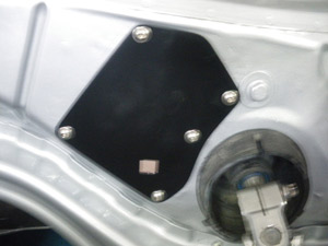 Plaque support cable accelerateur = 42.00 HT