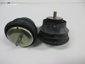 Silentbloc moteur orig - 2 x 99.31 = 198.62 HT