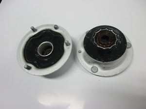 crapotine sup amortisseur avant - 2 x 63.31 =  126.62 HT