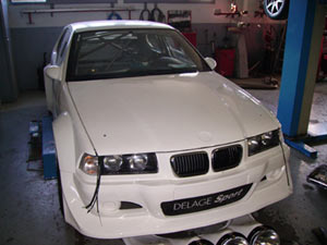 Capot moteur Polyester - 346.00 HT 