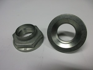 Écrou moyeu AV - 32.80 HT