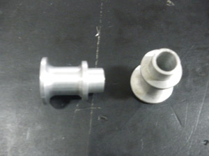 Entretoise alu inf de fixation amort. AR = 4 x 14.50 = 58.00 HT