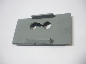 Pour pouvoir monter le kit il faut faire 2 chapes spéciales de renfort sur
les longerons du véhicules 2 X 35 = 70.00 HT