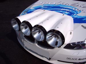 Rampe de phares de capot