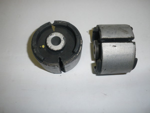 Kit silentblocs renforcés partie AV de Bras AR - 77.01 HT